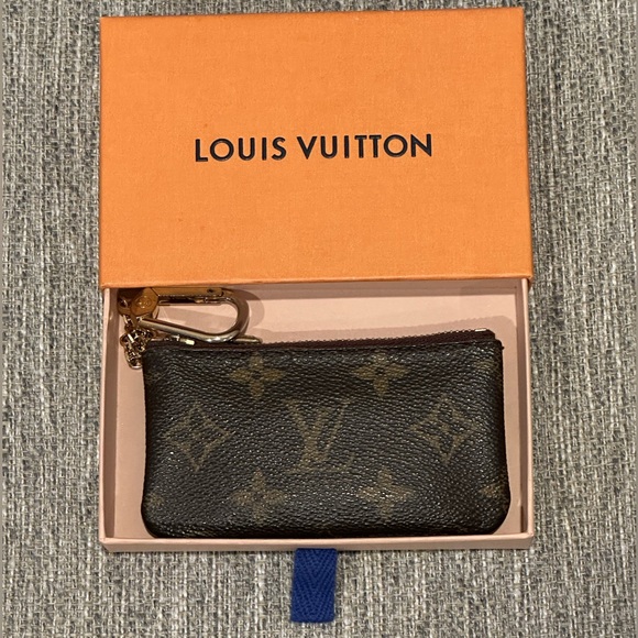 Authentic Louis Vuitton Key Pouch - Picture 2 of 8
